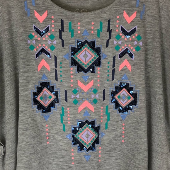 Aztec Crop Top - Picture 3 of 8